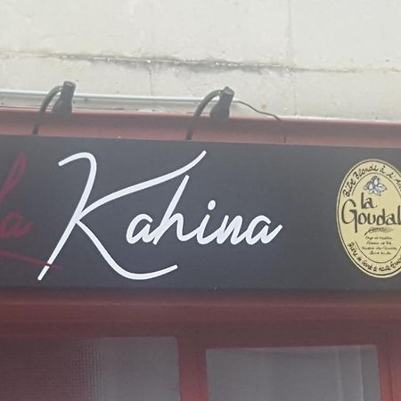Hotel Restaurant Bar La Kahina Chouze-sur-Loire Exterior photo